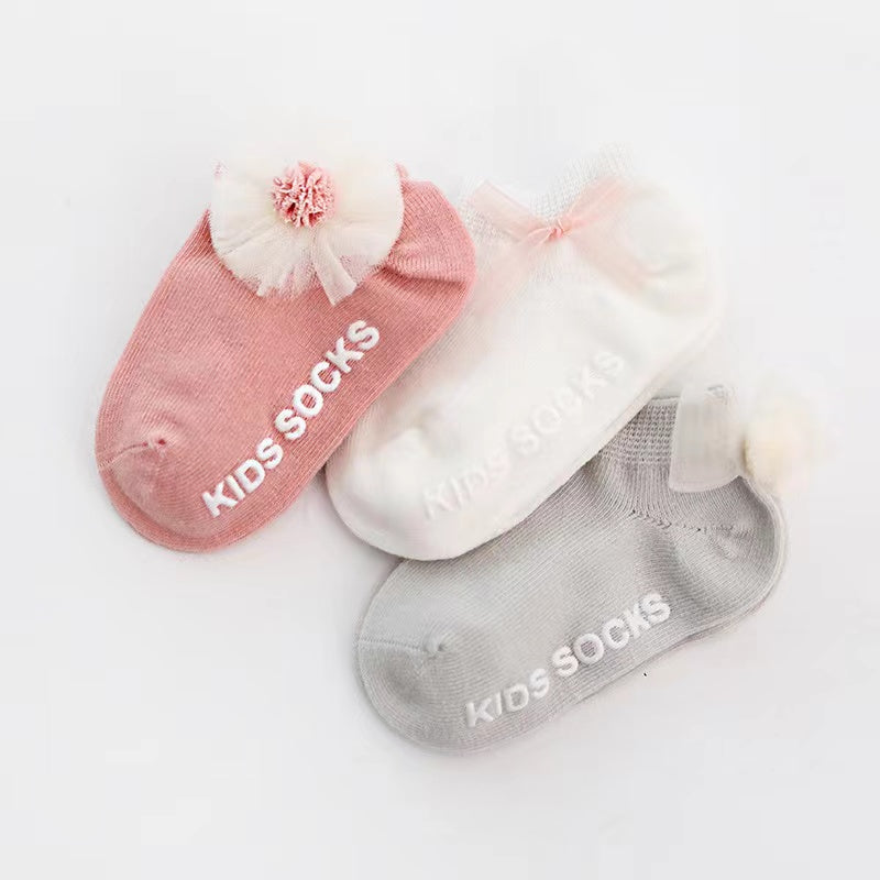 Socks - W/P/G - Pack of 3