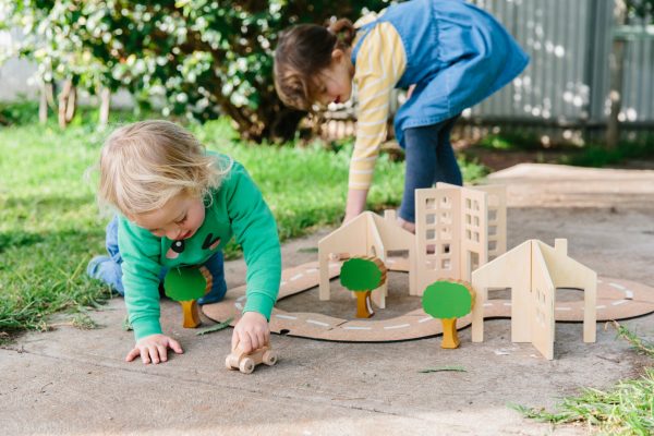 Getting About Town - Cork road with Wooden Set