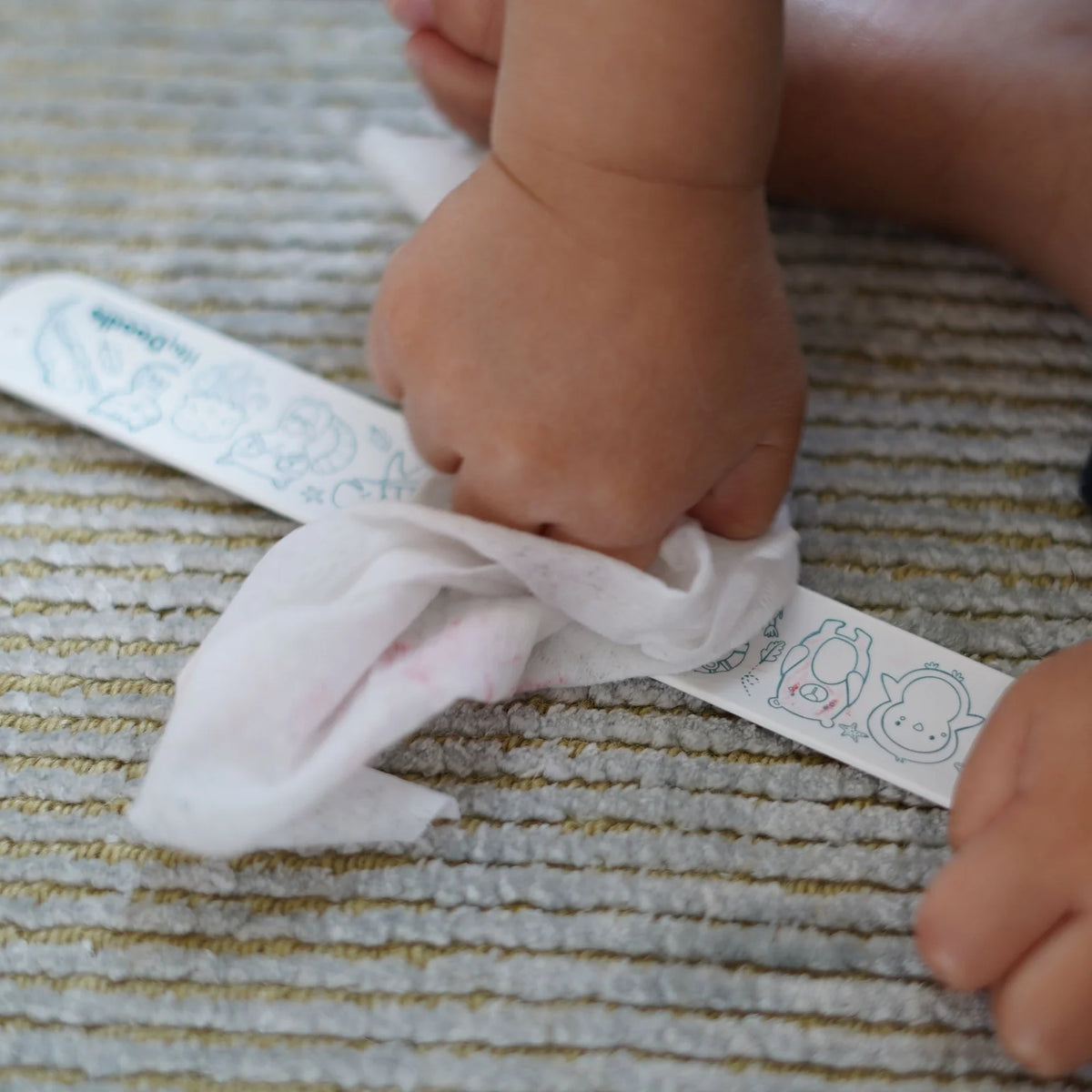 HeyDoodle - Reusable Silicone Slap band - Sugar &amp; Spice