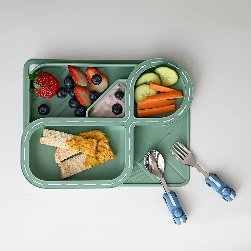 Zooli Racetrack Dinnerware Set - Sage Green