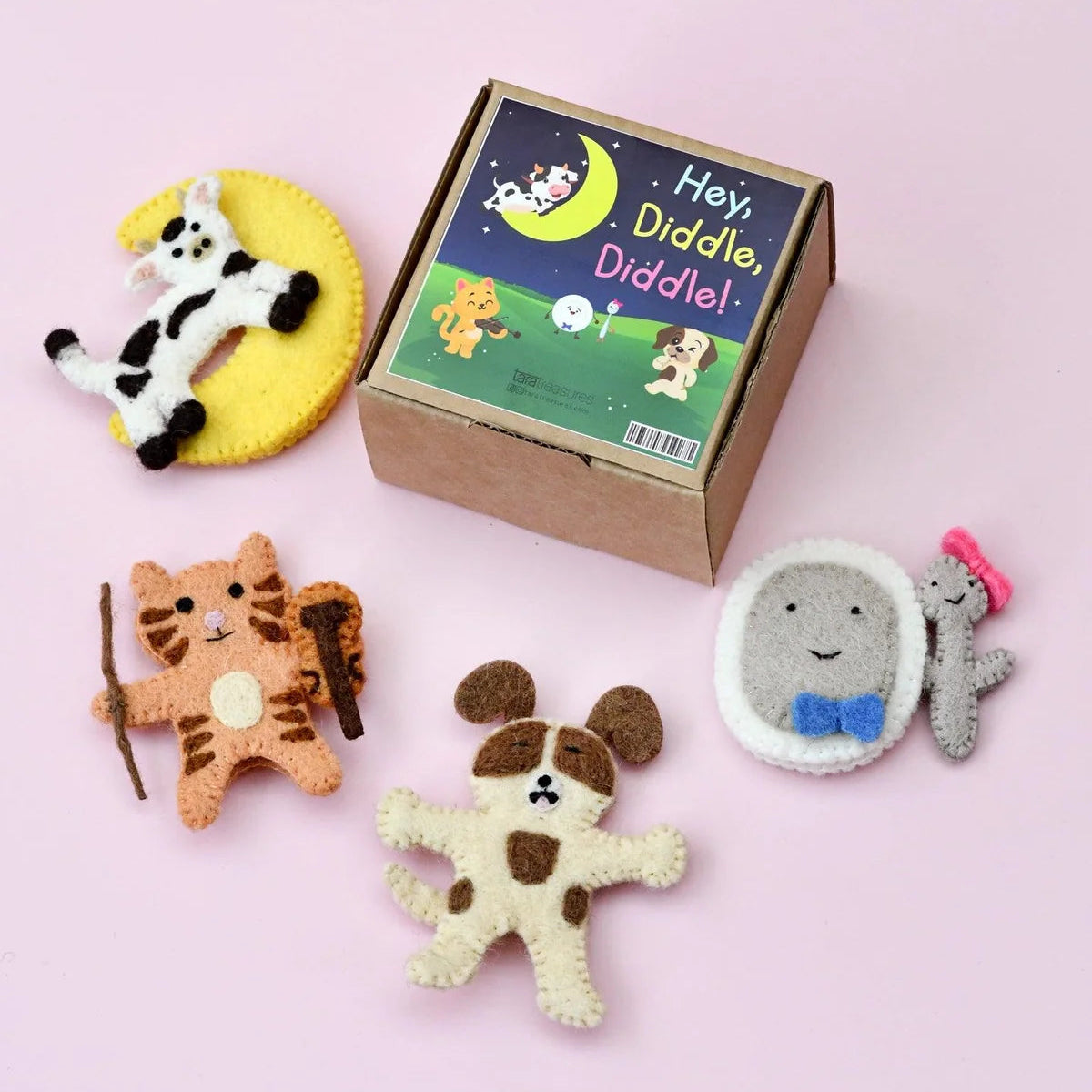 Tara Treasures Hey Diddle Diddle Finger Puppet Set