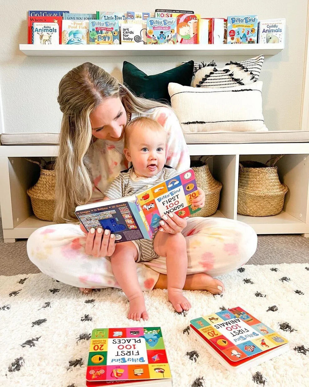 Ditty Bird Rechargeable Book - First 100 Words