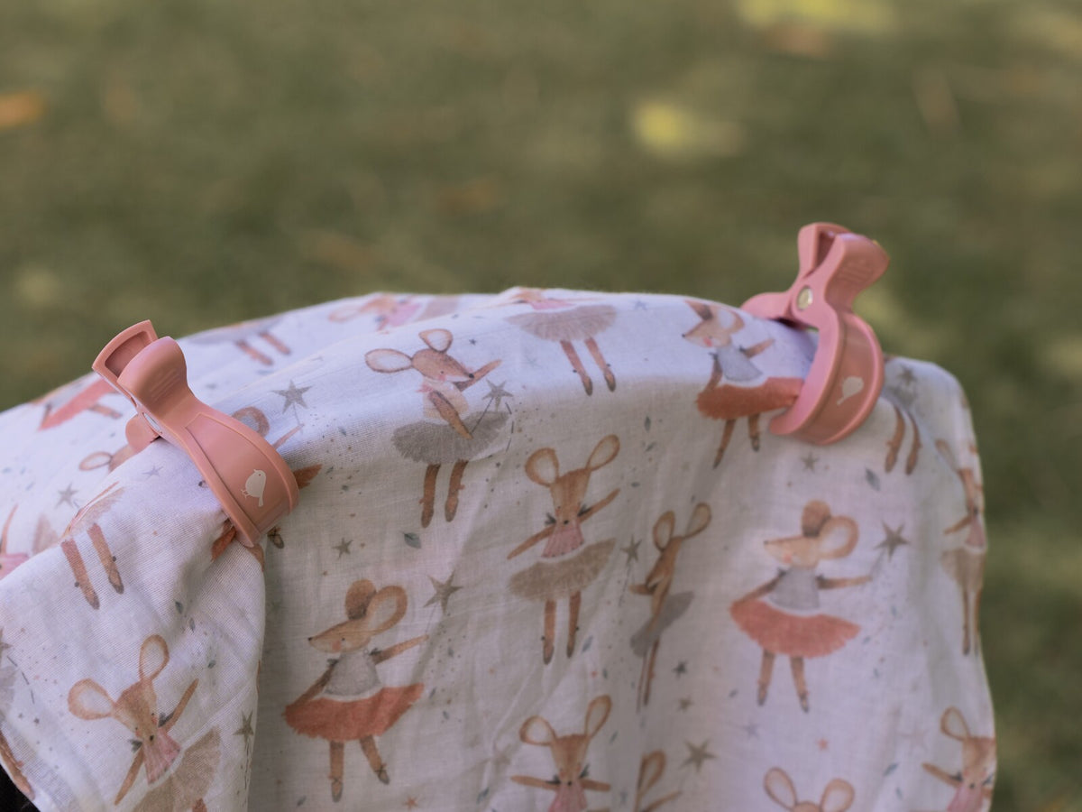 Emotion &amp; Kids Magical Mouse Muslin Wrap &amp; Blush Pram Clips