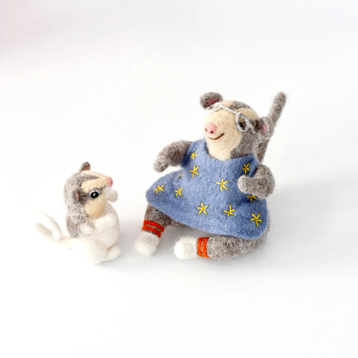 Tara Treasures Possum Magic Grandma Poss and Hush Toy Playset