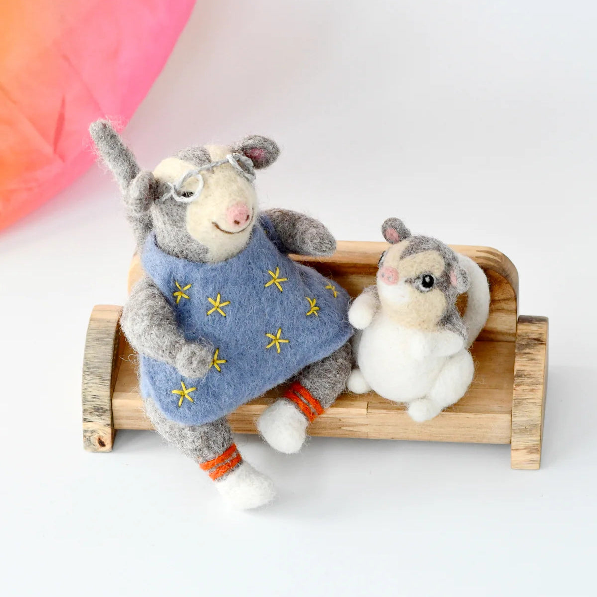 Tara Treasures Possum Magic Grandma Poss and Hush Toy Playset