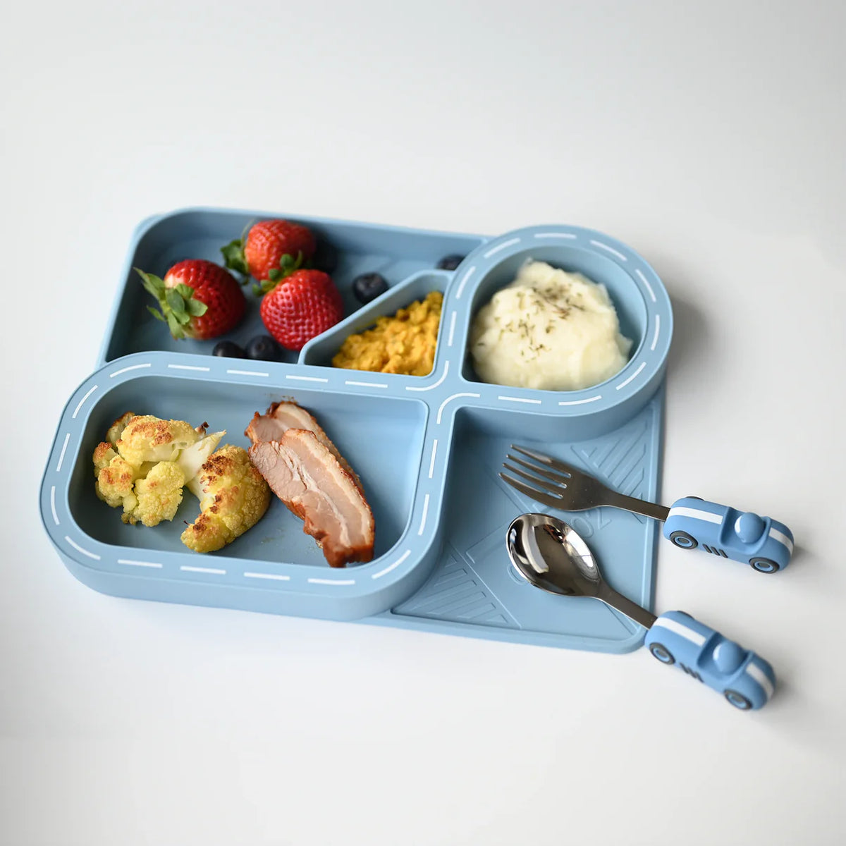 Zooli Racetrack Dinnerware Set - Powder Blue