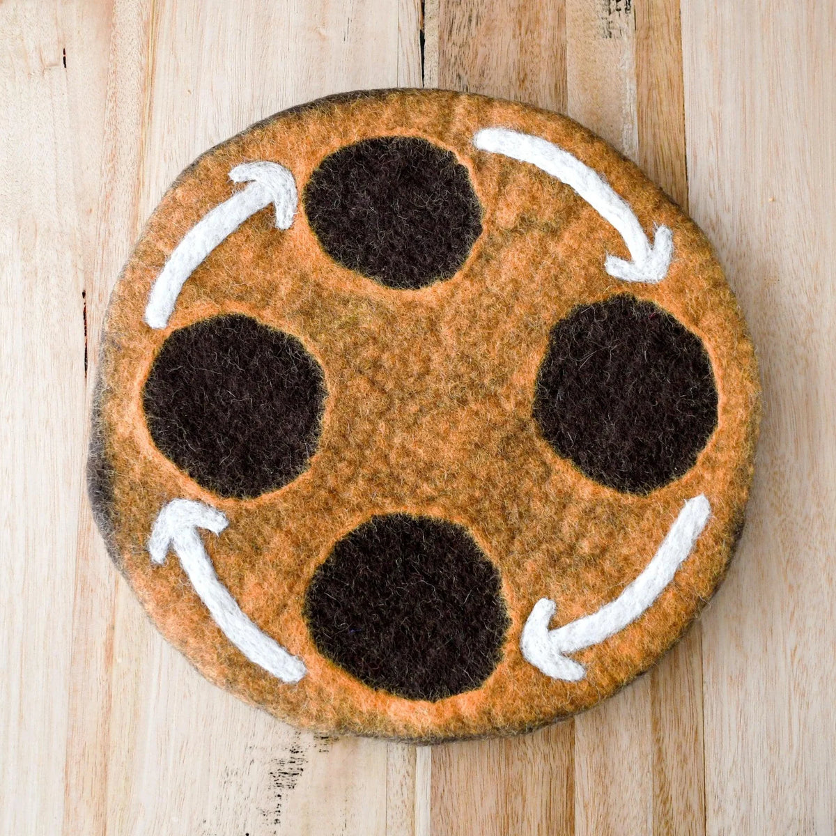 Tara Treasures Felt Life Cycle Tray Play Mat - Earth