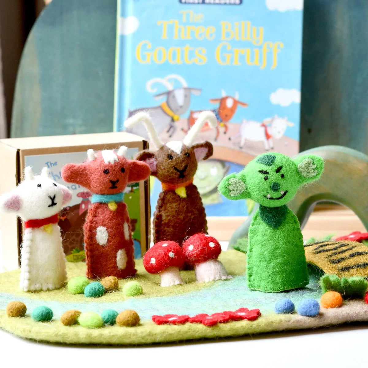 Tara Treasures  Three Billy Goats Gruff, Finger Puppet Set