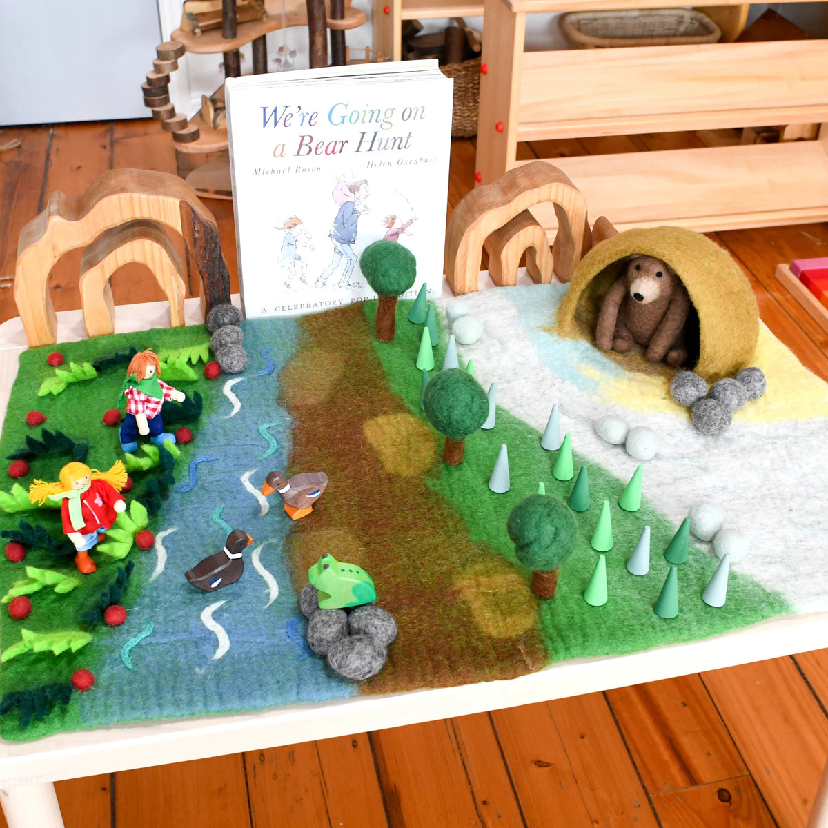 Tara Treasures Bear Hunt Play Mat Playscape